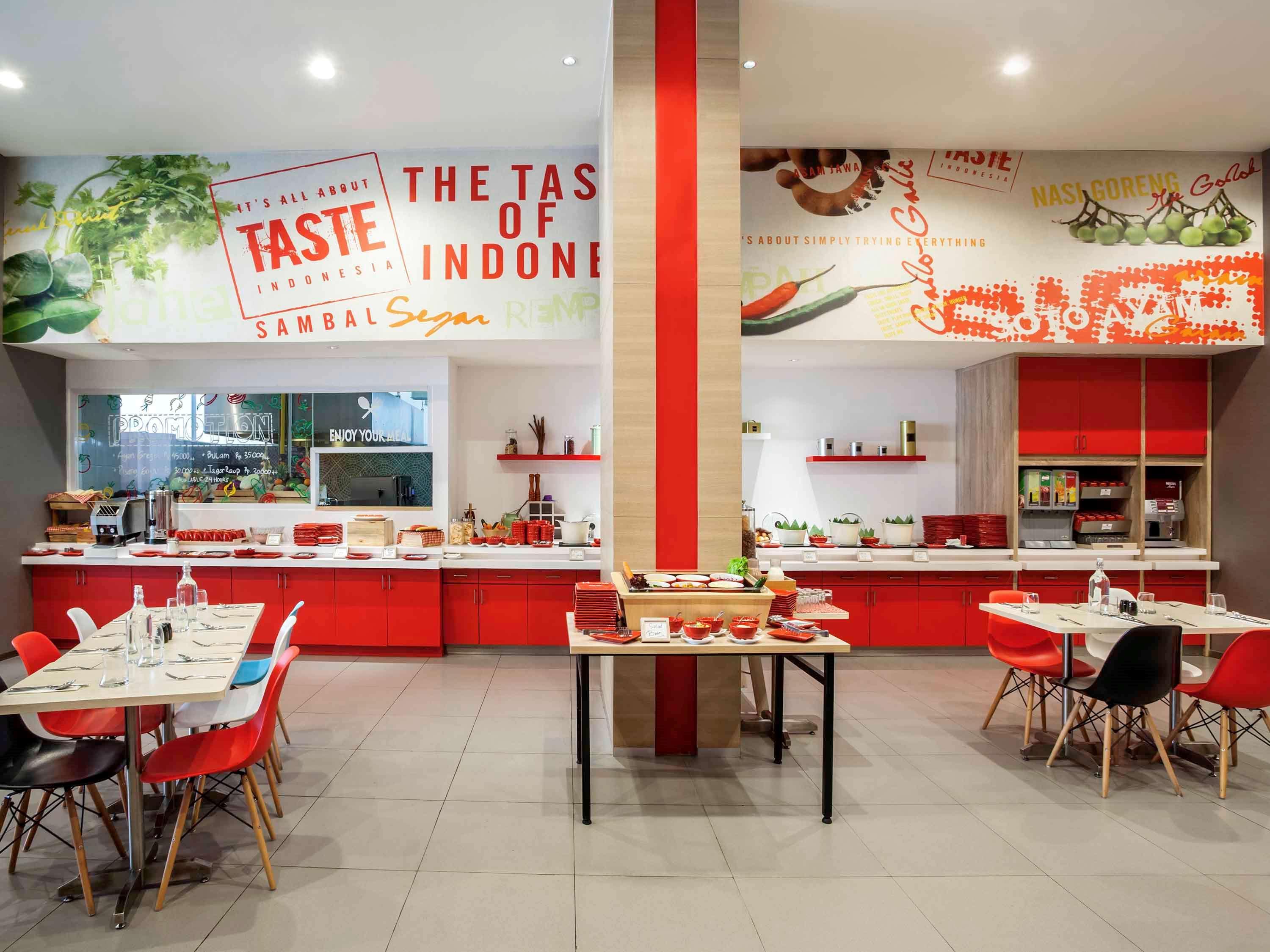 Ibis Jakarta Harmoni Esterno foto
